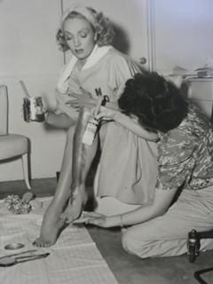 Marlene Dietrich feet photo 4