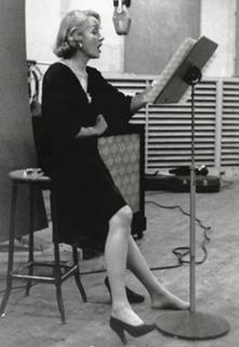 Marlene Dietrich feet photo 16
