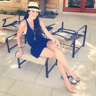 Marlene Favela feet photo thumbnail