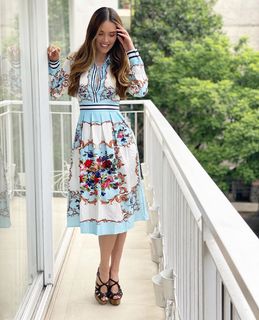 Marlene Favela feet photo thumbnail