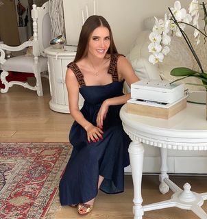 Marlene Favela feet photo thumbnail