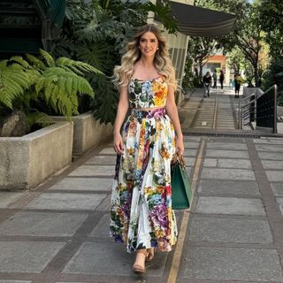 Marlene Favela feet photo 1