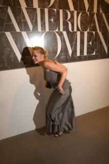 Marley Shelton feet photo thumbnail