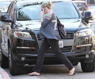 Marley Shelton feet photo thumbnail