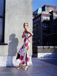 Marley Shelton feet photo thumbnail