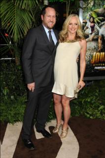 Marley Shelton feet photo thumbnail