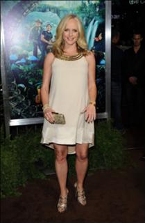 Marley Shelton feet photo thumbnail