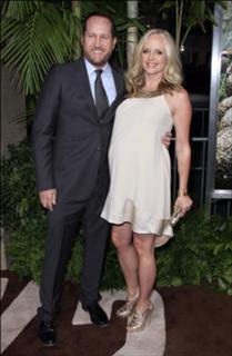 Marley Shelton feet photo thumbnail