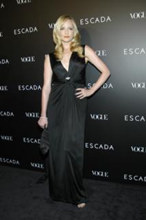 Marley Shelton feet photo thumbnail