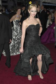 Marley Shelton feet photo thumbnail