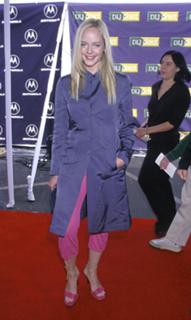 Marley Shelton feet photo thumbnail