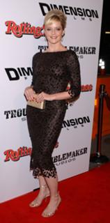 Marley Shelton feet photo thumbnail