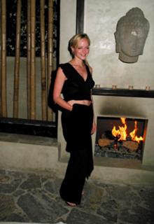 Marley Shelton feet photo thumbnail