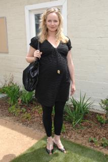 Marley Shelton feet photo thumbnail