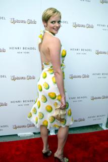 Marley Shelton feet photo thumbnail