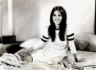 Marlo Thomas feet photo 3