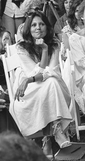Marlo Thomas feet photo 1