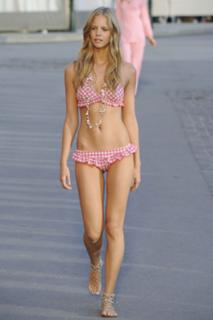 Marloes Horst feet photo 11