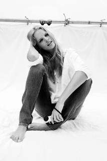 Marloes Horst feet photo 3
