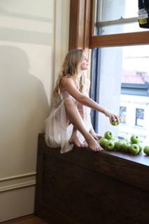 Marloes Horst feet photo 4