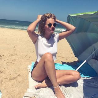 Marloes Horst feet photo 10