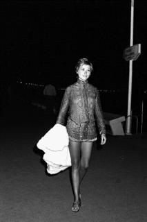 Marlène Jobert feet photo 7
