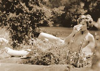 Marlène Jobert feet photo 1