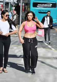 Marnie Simpson feet photo thumbnail