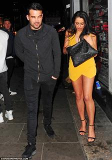 Marnie Simpson feet photo thumbnail