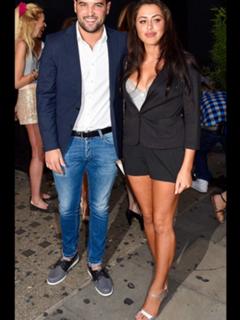 Marnie Simpson feet photo thumbnail