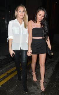 Marnie Simpson feet photo thumbnail