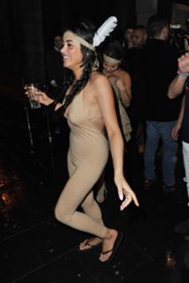 Marnie Simpson feet photo thumbnail