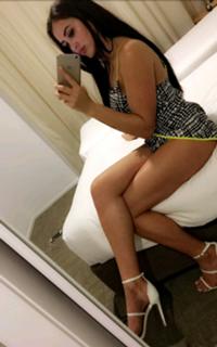 Marnie Simpson feet photo thumbnail