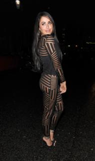 Marnie Simpson feet photo thumbnail