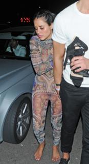 Marnie Simpson feet photo thumbnail