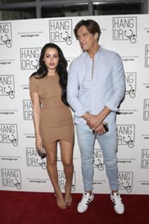 Marnie Simpson feet photo thumbnail