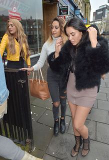Marnie Simpson feet photo thumbnail
