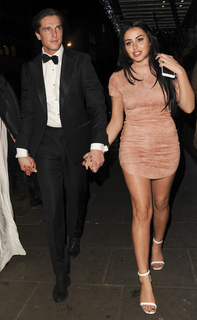 Marnie Simpson feet photo thumbnail