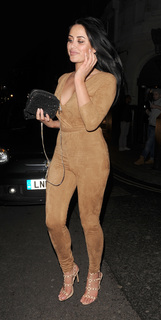 Marnie Simpson feet photo thumbnail