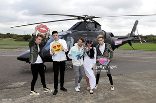 Marnie Simpson feet photo thumbnail