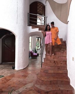 Marnie Simpson feet photo thumbnail