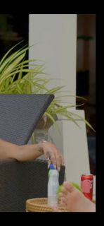 Marnie Simpson feet photo thumbnail