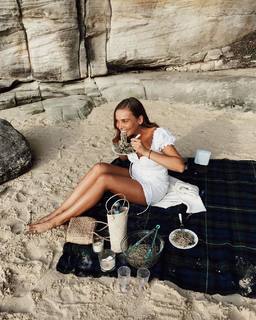 Marny Kennedy feet photo 4