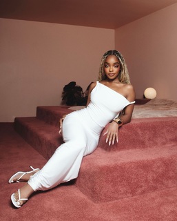 Marsai Martin feet photo thumbnail