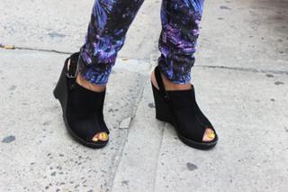 Marsha Thomason feet photo thumbnail