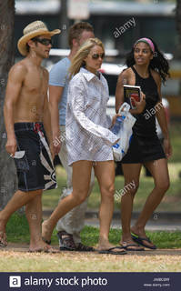 Marsha Thomason feet photo thumbnail