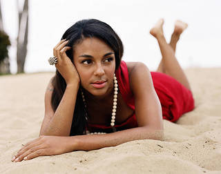 Marsha Thomason feet photo thumbnail