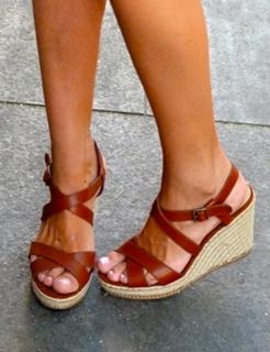 Marta Carriedo feet photo 2