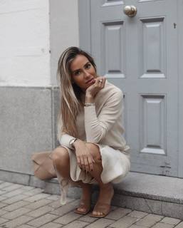 Marta Carriedo feet photo 8