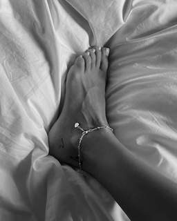 Marta Carriedo feet photo 12